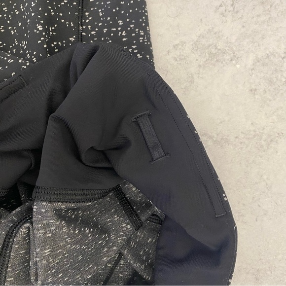 Lululemon || Rebel Runner Crop Magnetized Jacquard Black White Luxtreme 6 - Picture 10 of 13